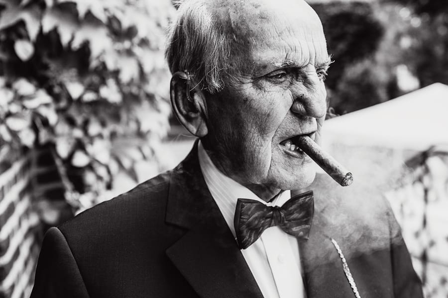 rauchender Großvater